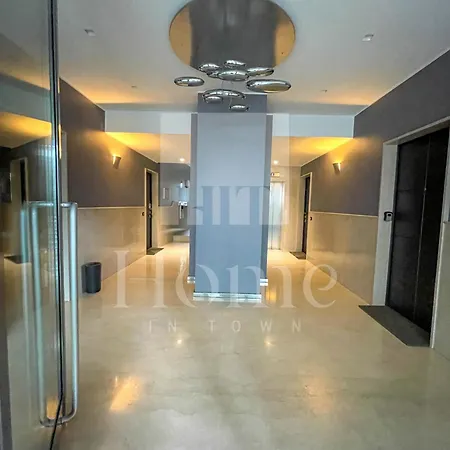 In Town - Porta Nuova District Apartment Mailand